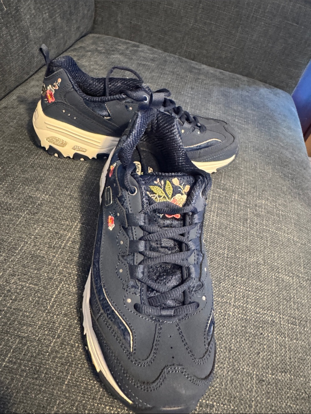 Skechers Blue Memory Foam embroidered sneakers